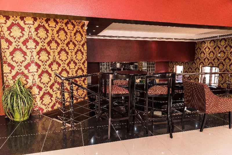 Sunbird Lilongwe Hotel Bagian luar foto