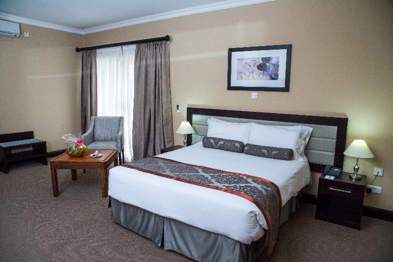 Sunbird Lilongwe Hotel Bagian luar foto
