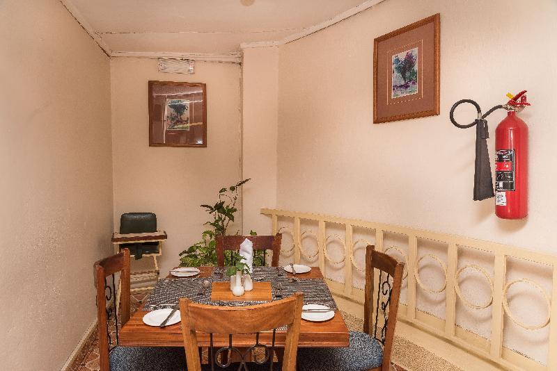 Sunbird Lilongwe Hotel Bagian luar foto