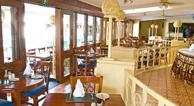 Sunbird Lilongwe Hotel Bagian luar foto