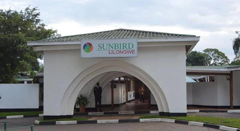 Sunbird Lilongwe Hotel Bagian luar foto