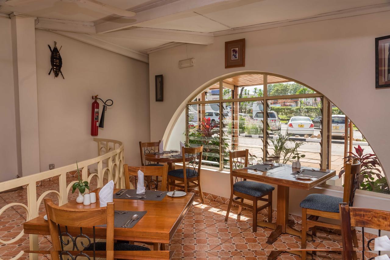 Sunbird Lilongwe Hotel Bagian luar foto